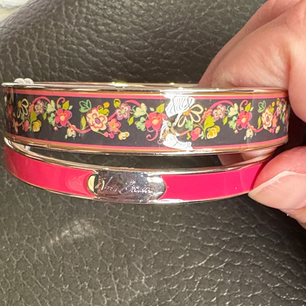 Vera Bradley set of two bangle bracelets in ribbons print